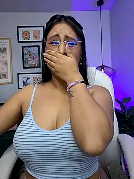 Snapshot of Amber_gold_ chatting on March 8, 1:14 pm Amber gold online show from March 8, 1:14 pm