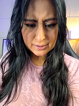 Snapshot of Amber_gold_ chatting on November 29, 3:42 am Amber gold online show from November 29, 3:42 am