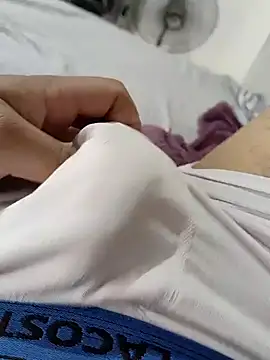 Snapshot of josegozagostoao chatting on January 15, 7:55 pm josegozagostoao online show from January 15, 7:55 pm