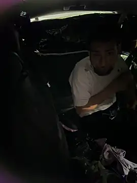 Snapshot of SideGhost chatting on February 7, 9:40 pm SideGhost online show from February 7, 9:40 pm