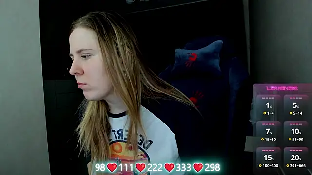 Olivia Munk online show from March 12, 3:56 am