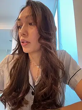 MichelleFerry  online show from April 24, 12:57 am