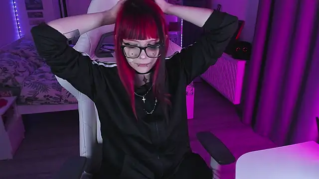 Snapshot of Yumi_Youkai chatting on February 2, 7:12 pm Yumi Youkai online show from February 2, 7:12 pm