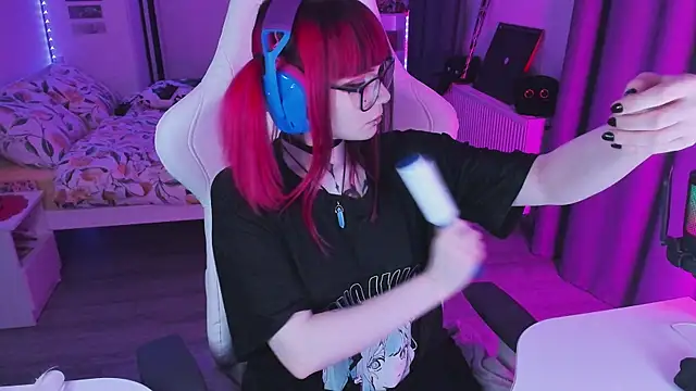 Snapshot of Yumi_Youkai chatting on February 8, 2:53 pm Yumi Youkai online show from February 8, 2:53 pm