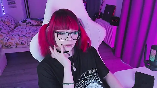 Snapshot of Yumi_Youkai chatting on February 15, 2:25 pm Yumi Youkai online show from February 15, 2:25 pm