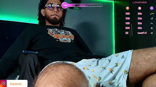 kuzzcoo online show from April 20, 11:13 am