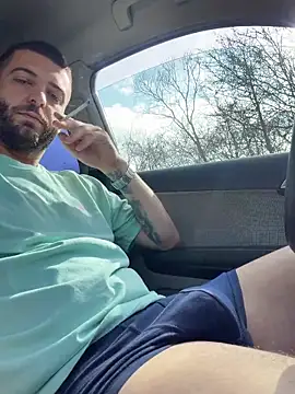 ElChapoGuzman95 online show from March 22, 8:51 am