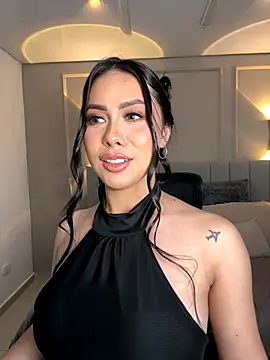 Snapshot of Miss_blue69 chatting on December 20, 4:08 am Miss blue69 online show from December 20, 4:08 am