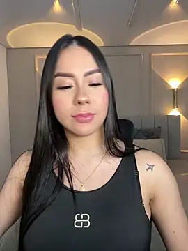 Snapshot of Miss_blue69 chatting on January 17, 1:43 am Miss blue69 online show from January 17, 1:43 am