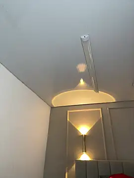 Snapshot of Miss_blue69 chatting on February 17, 1:46 am Miss blue69 online show from February 17, 1:46 am