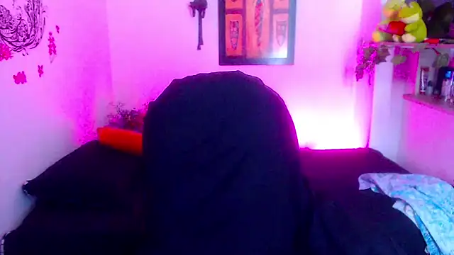 menfismuller2 online show from September 19, 5:35 pm