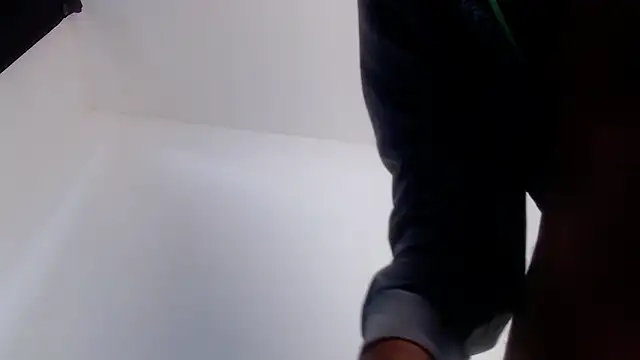 drake brwon 23 online show from February 6, 1:36 pm