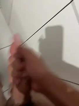 aleatorio995 online show from December 18, 11:00 pm