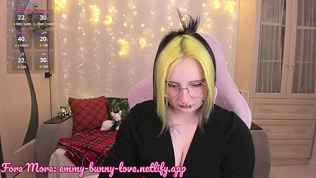 EmmyBunny online show from January 9, 12:19 pm