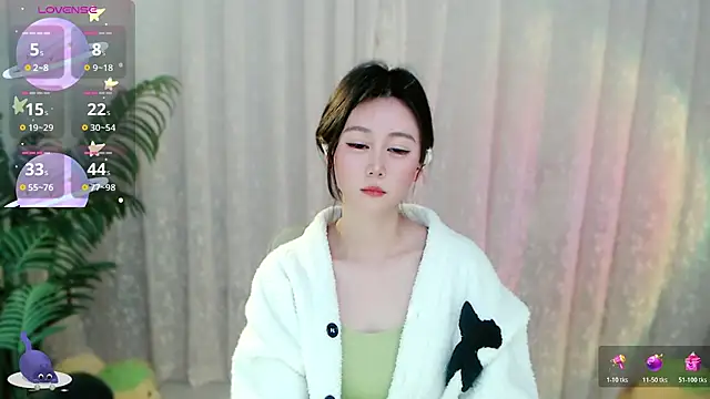 Aimee-520 online show from January 18, 7:34 am