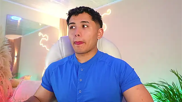 MatiasKorn online show from April 15, 4:41 am