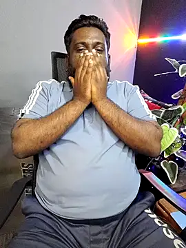 Rayansmith  online show from January 7, 1:46 pm