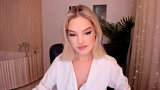 FloweryLove 1 online show from February 27, 1:38 am