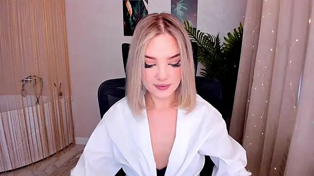 FloweryLove 1 online show from March 1, 11:39 am