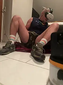 LeviXtreme online show from April 3, 10:19 pm