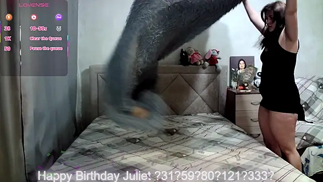 juliettkalen online show from March 16, 4:51 am