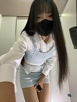 Snapshot of Asia-Lynn chatting on November 8, 11:32 am Asia-Lynn online show from November 8, 11:32 am