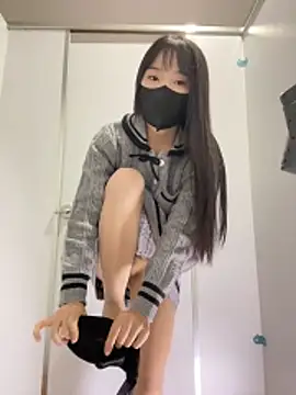 Snapshot of Asia-Lynn chatting on December 3, 1:20 pm Asia-Lynn online show from December 3, 1:20 pm