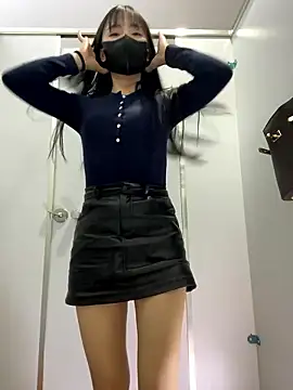 Snapshot of Asia-Lynn chatting on January 17, 11:15 am Asia-Lynn online show from January 17, 11:15 am