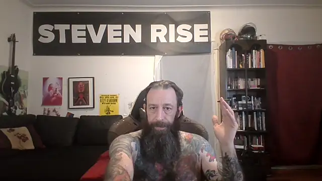 Snapshot of StevenRiseNYC chatting on June 20, 10:40 am StevenRiseNYC online show from June 20, 10:40 am