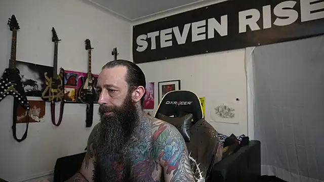 Snapshot of StevenRiseNYC chatting on June 27, 6:46 pm StevenRiseNYC online show from June 27, 6:46 pm