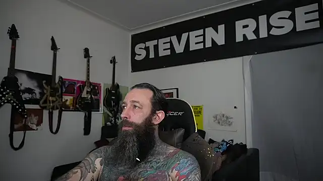 Snapshot of StevenRiseNYC chatting on June 29, 12:38 pm StevenRiseNYC online show from June 29, 12:38 pm
