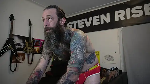 Snapshot of StevenRiseNYC chatting on July 5, 1:18 pm StevenRiseNYC online show from July 5, 1:18 pm