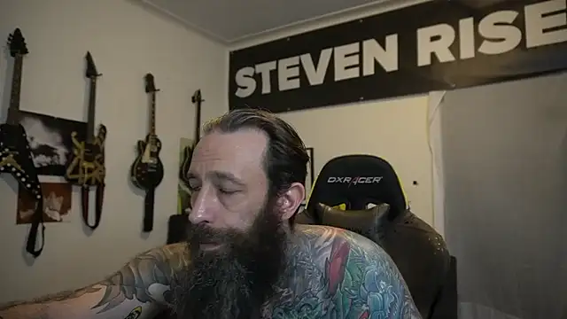 Snapshot of StevenRiseNYC chatting on July 9, 11:53 pm StevenRiseNYC online show from July 9, 11:53 pm