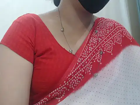 Lovely Siri 23 online show from May 3, 2:39 am