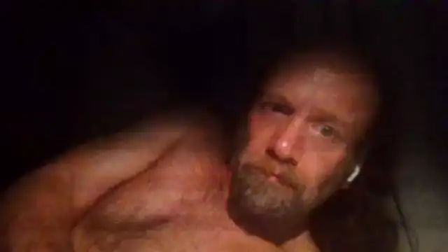 Baldfun111 online show from May 4, 9:05 am