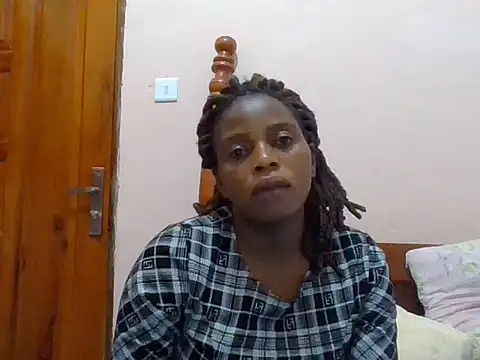 Snapshot of sweetbabra1 chatting on June 10, 8:08 pm sweetbabra1 online show from June 10, 8:08 pm