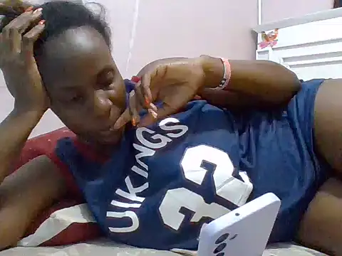 Snapshot of sweet-fancy chatting on June 13, 4:05 pm sweet-fancy online show from June 13, 4:05 pm