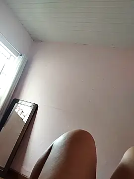 loiradiva29 online show from February 24, 10:37 am