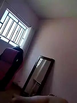 loiradiva29 online show from March 19, 9:49 am