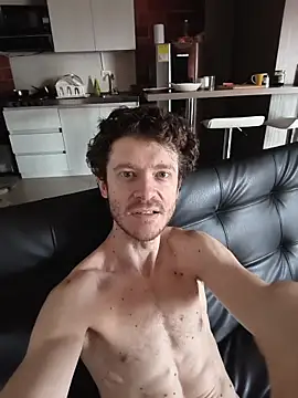 warrenkener online show from April 26, 2:15 pm