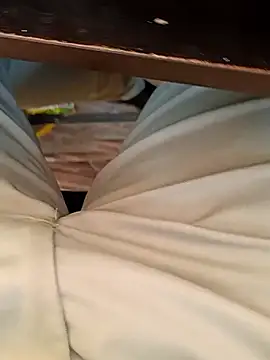 u wan me online show from January 15, 9:25 am