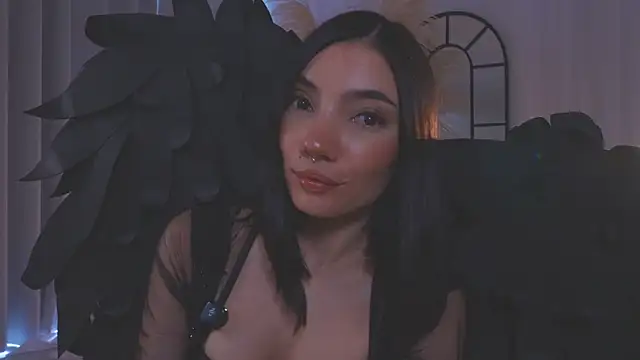 AmyArmstrong online show from October 27, 8:02 pm