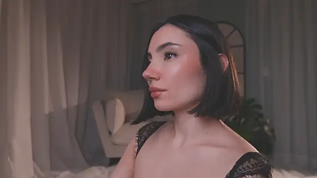 AmyArmstrong online show from March 23, 11:31 pm