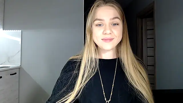 Snapshot of Sunbeam_ chatting on December 2, 8:48 pm Sunbeam online show from December 2, 8:48 pm