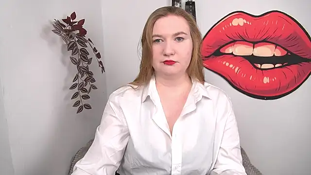 LaraDream online show from January 16, 2:10 pm