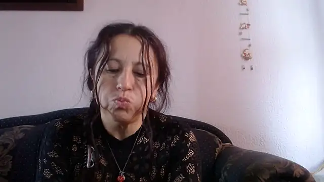 valeriapinter online show from March 10, 1:49 pm