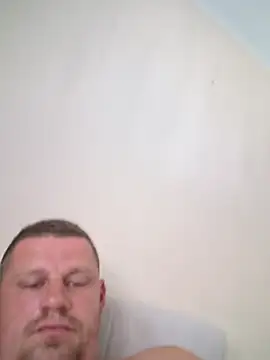 Snapshot of zagi3m23 chatting on July 5, 8:10 am zagi3m23 online show from July 5, 8:10 am