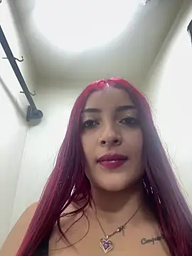 Snapshot of body_brown chatting on May 4, 4:58 pm body brown online show from May 4, 4:58 pm