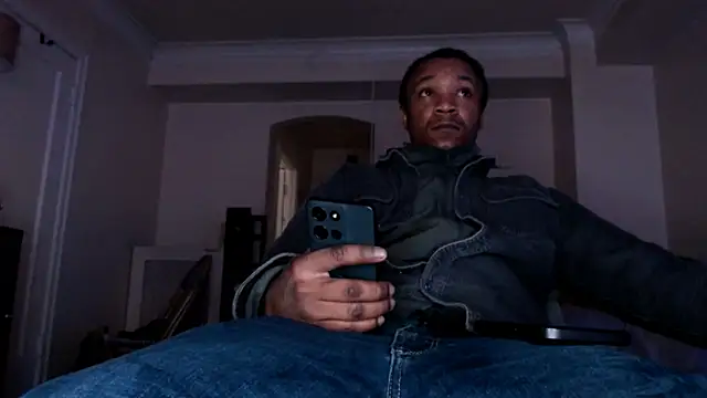 Snapshot of Letgeti chatting on February 9, 1:09 am Letgeti online show from February 9, 1:09 am