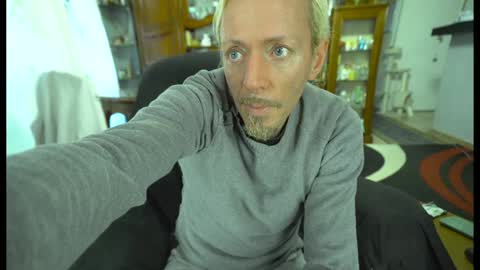 jeff online show from January 1, 12:44 pm